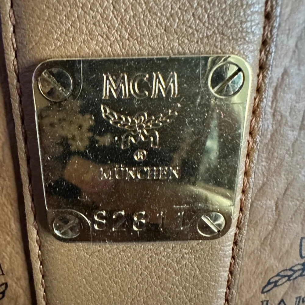 Large MCM reversible - Picture 2 of 10